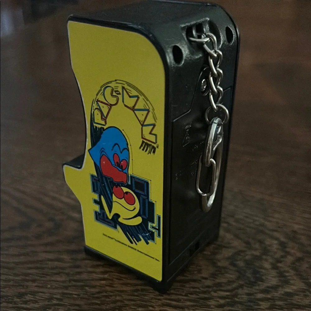 Mini Pac-Man Keychain Arcade Console